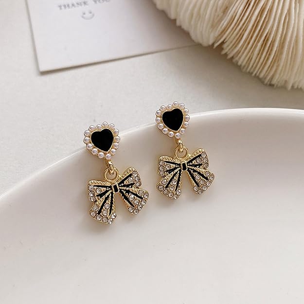 Pear Heart & Sparkling Bow Drop Earring
