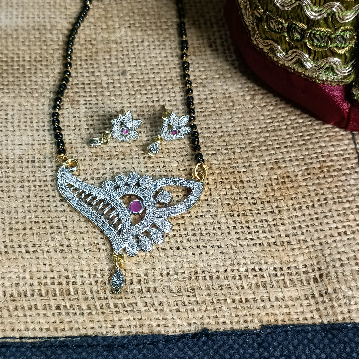 Amrithaar American Diamond Mangalsutra (Pink)