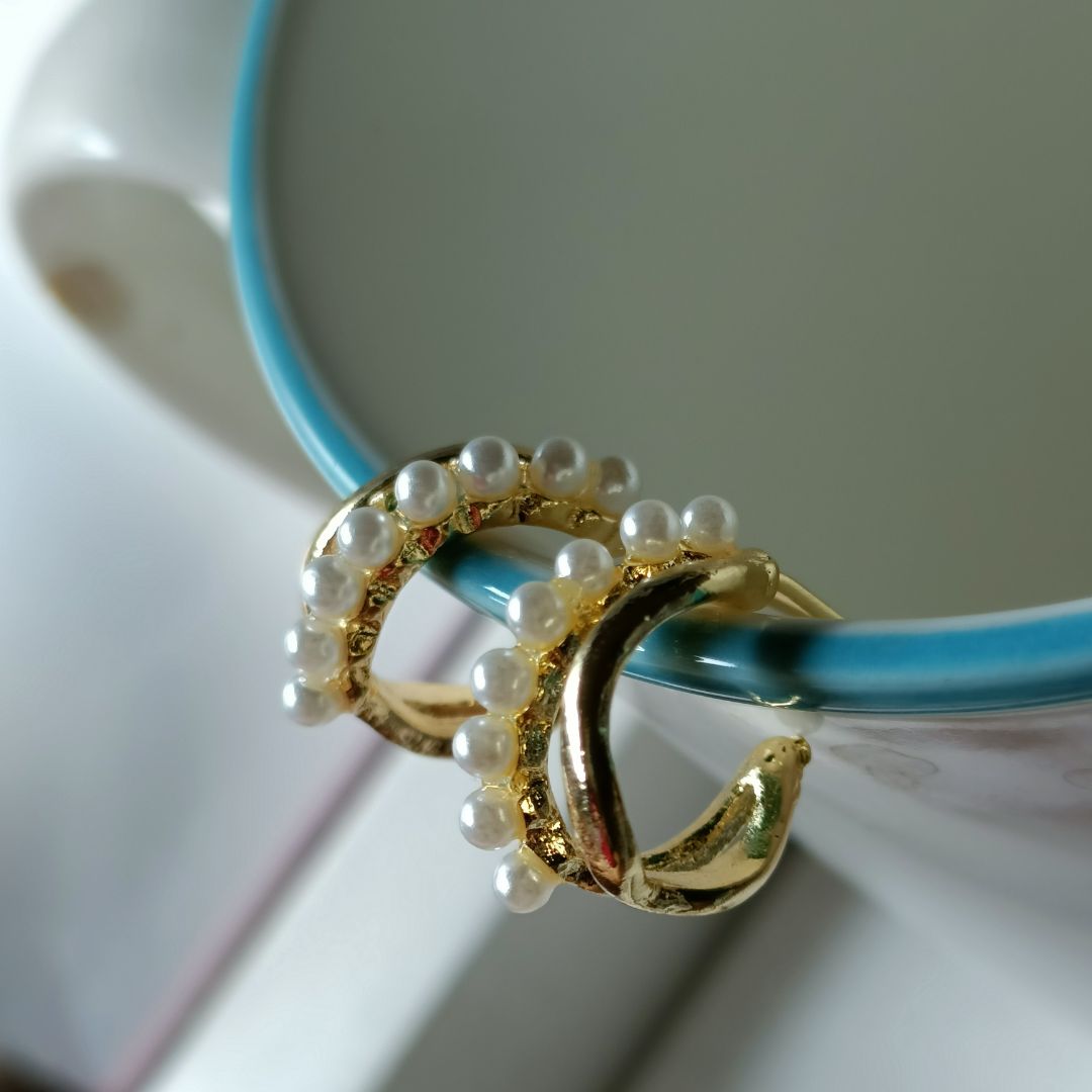 C Shaped Pearl Gold Hoop Korean Fashion Earrings