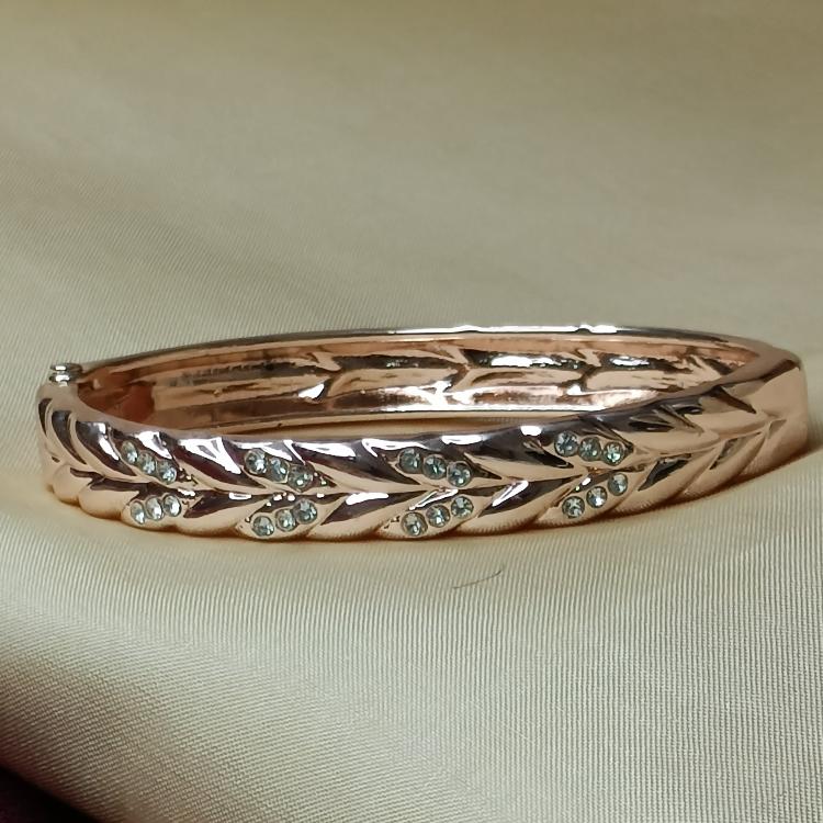 Charming Chudi Korean Bracelets (Rose Gold)