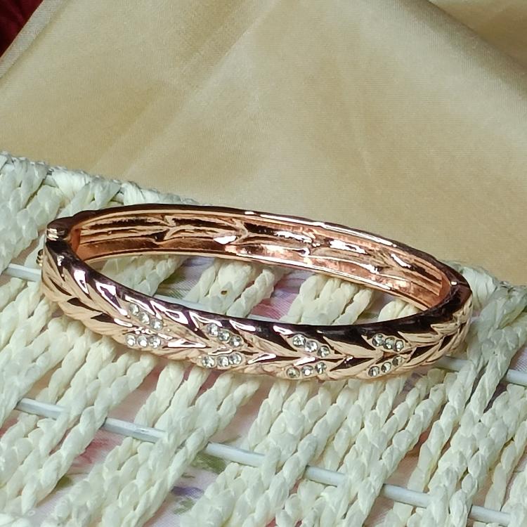 Charming Chudi Korean Bracelets (Rose Gold)