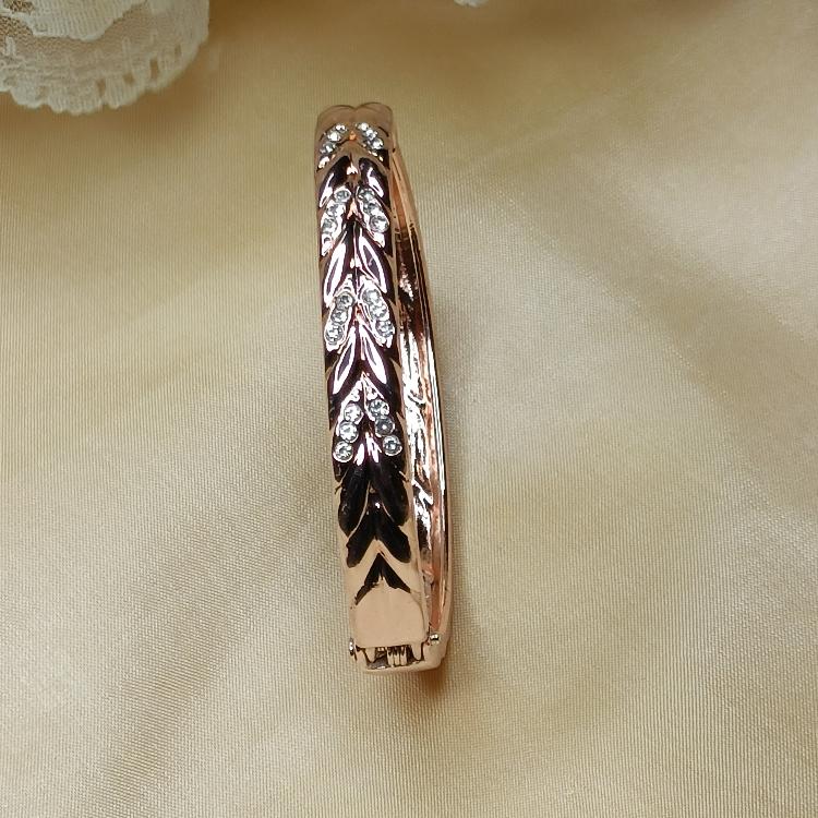 Charming Chudi Korean Bracelets (Rose Gold)