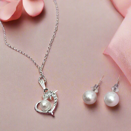 Silver Pearl Heart Jewellery Set