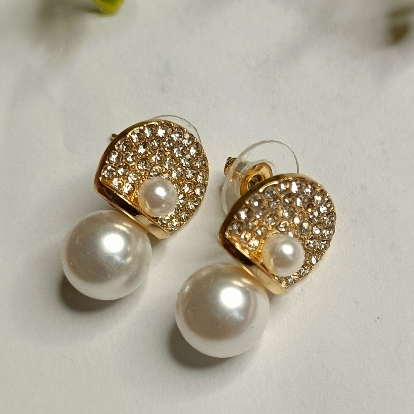 Crystal Pearl Minimal Stud Earrings