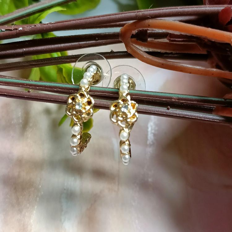 Golden Pearl Hoop Korean Fashion Earrings
