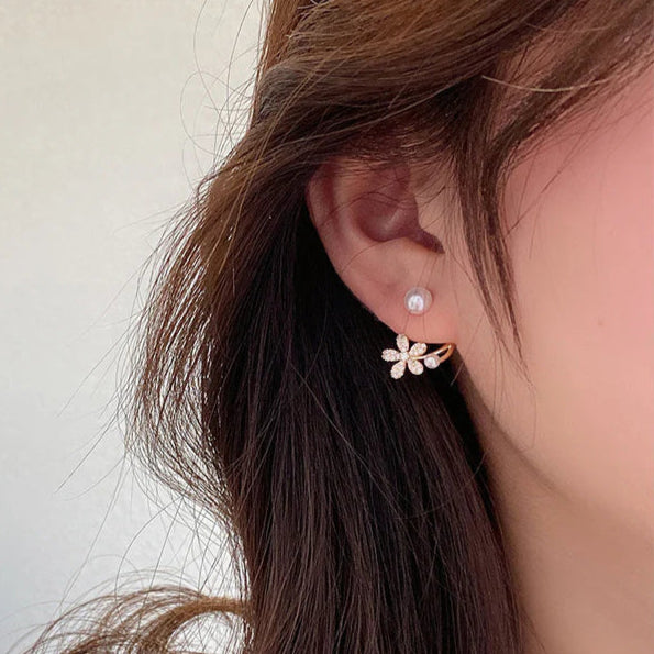 Lost in Time Minimal Stud Earrings