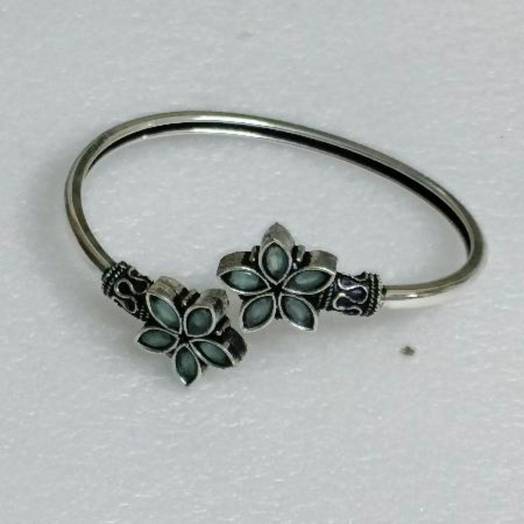 Oxidized Antique Floral Trendy Bracelet Turquoise
