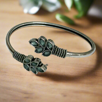 Oxidized Antique Leafy Trendy Bracelet Turquoise