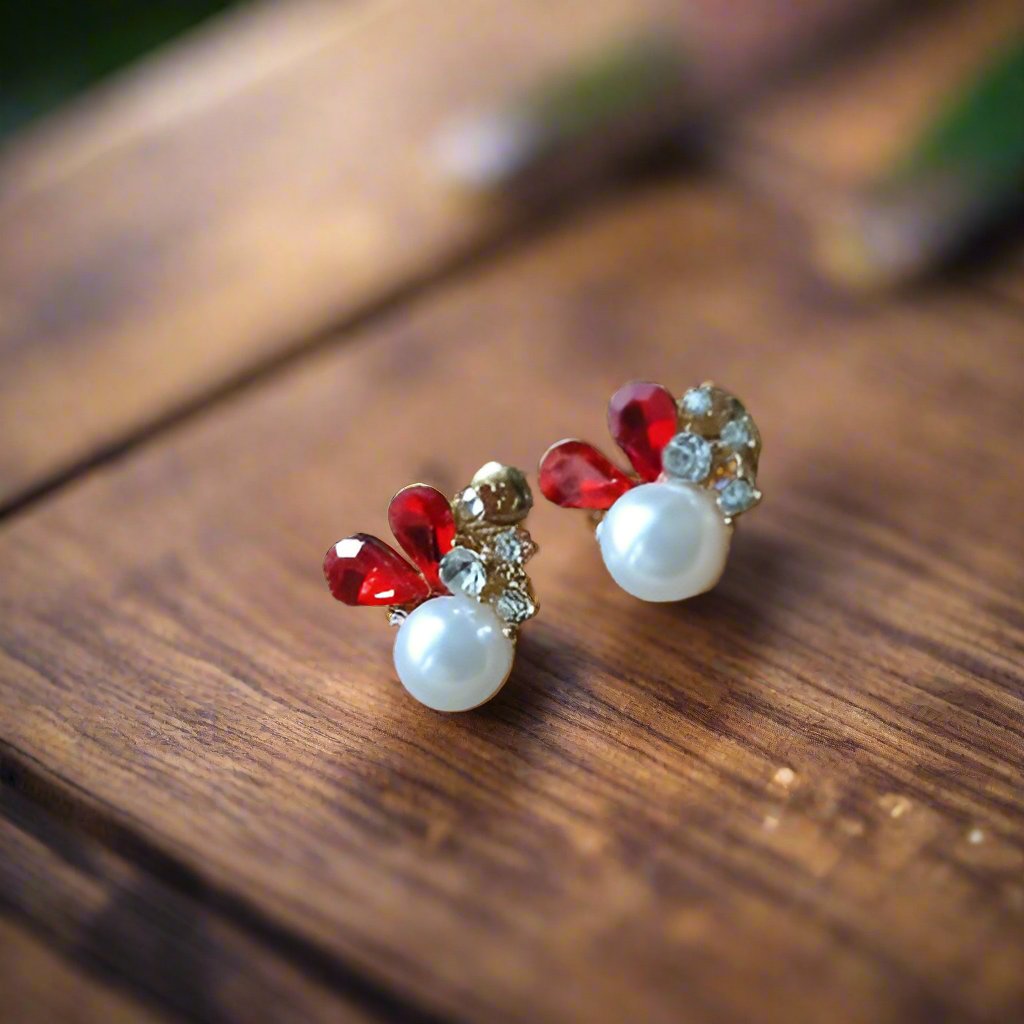 Pearl and red crystal cluster stud Korean Fashion earrings