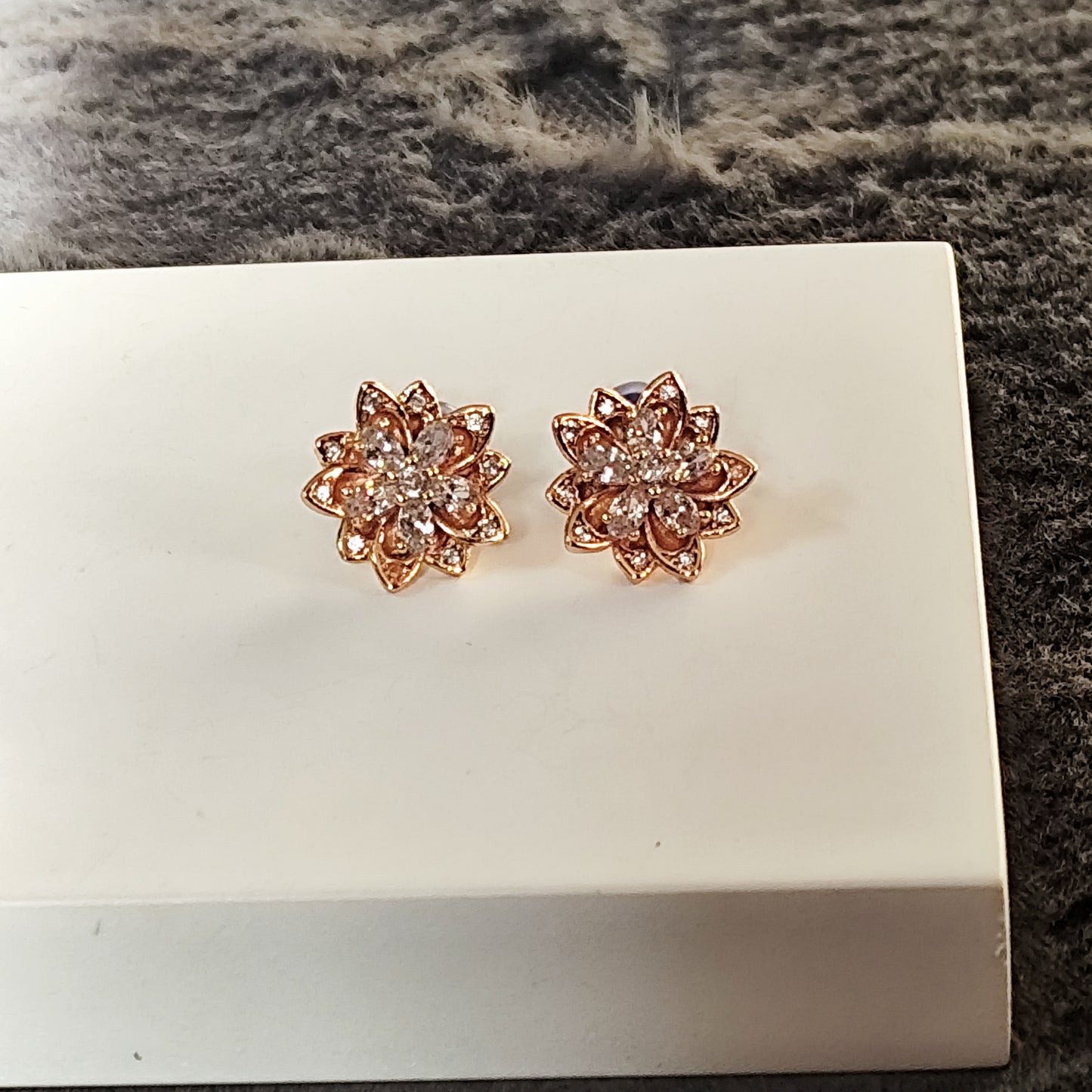 Pushpika Stud Earring