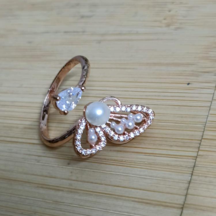 Rose Gold adjustable Butterfly Delight ring