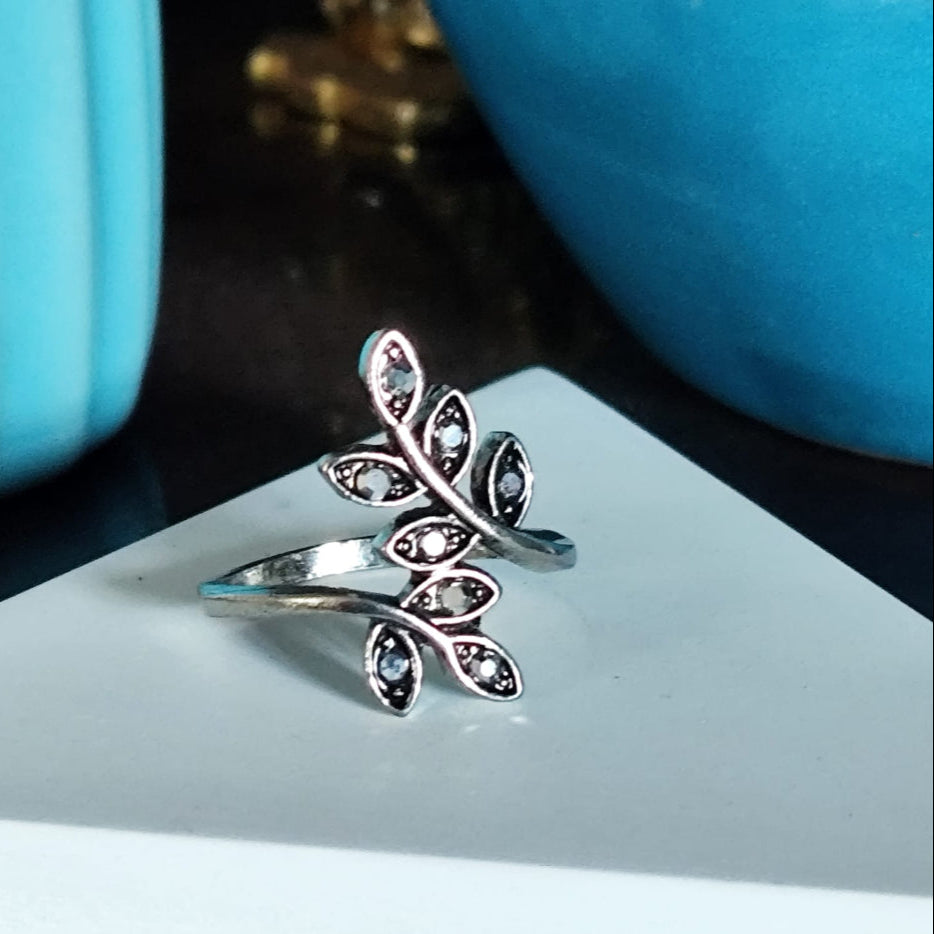 Silver Leaf Whisper Ring