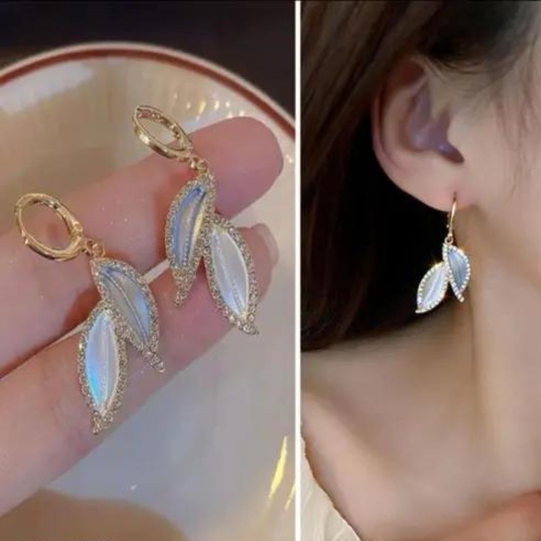 Sparkling Blue and White Hoop Korean Fashion Earrings