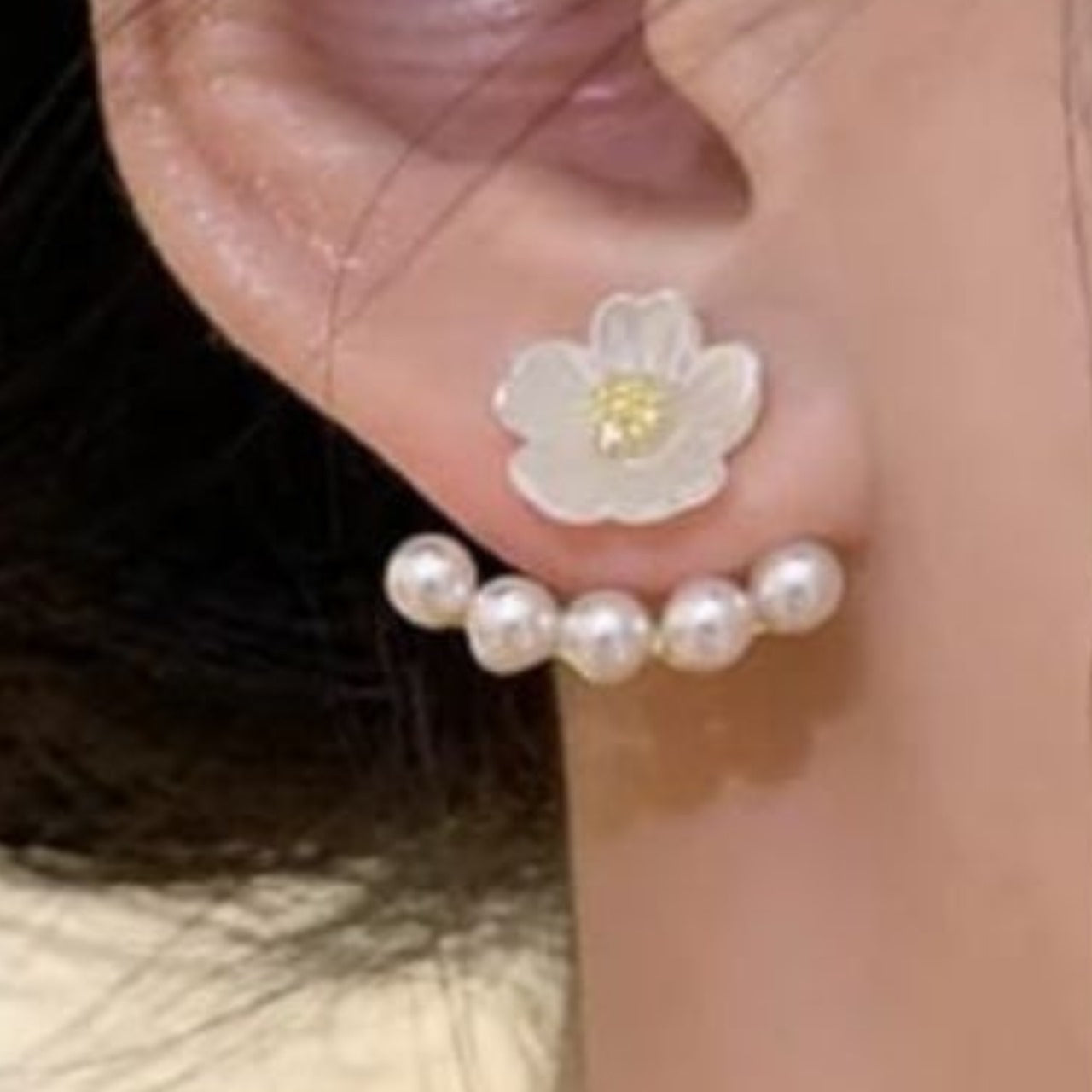 White Flower Pearl Clusters Minimal Stud Earrings