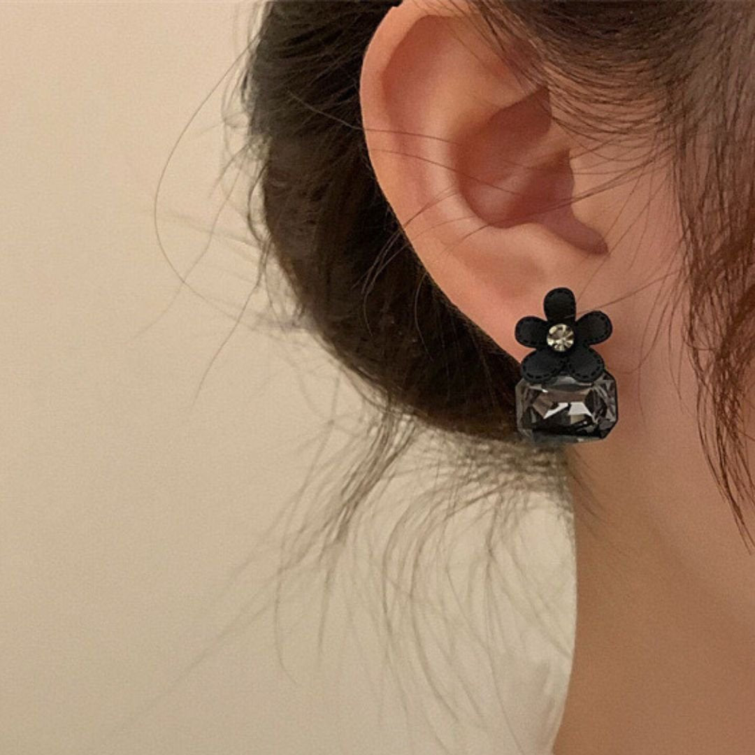 vintage Black Floral Stud