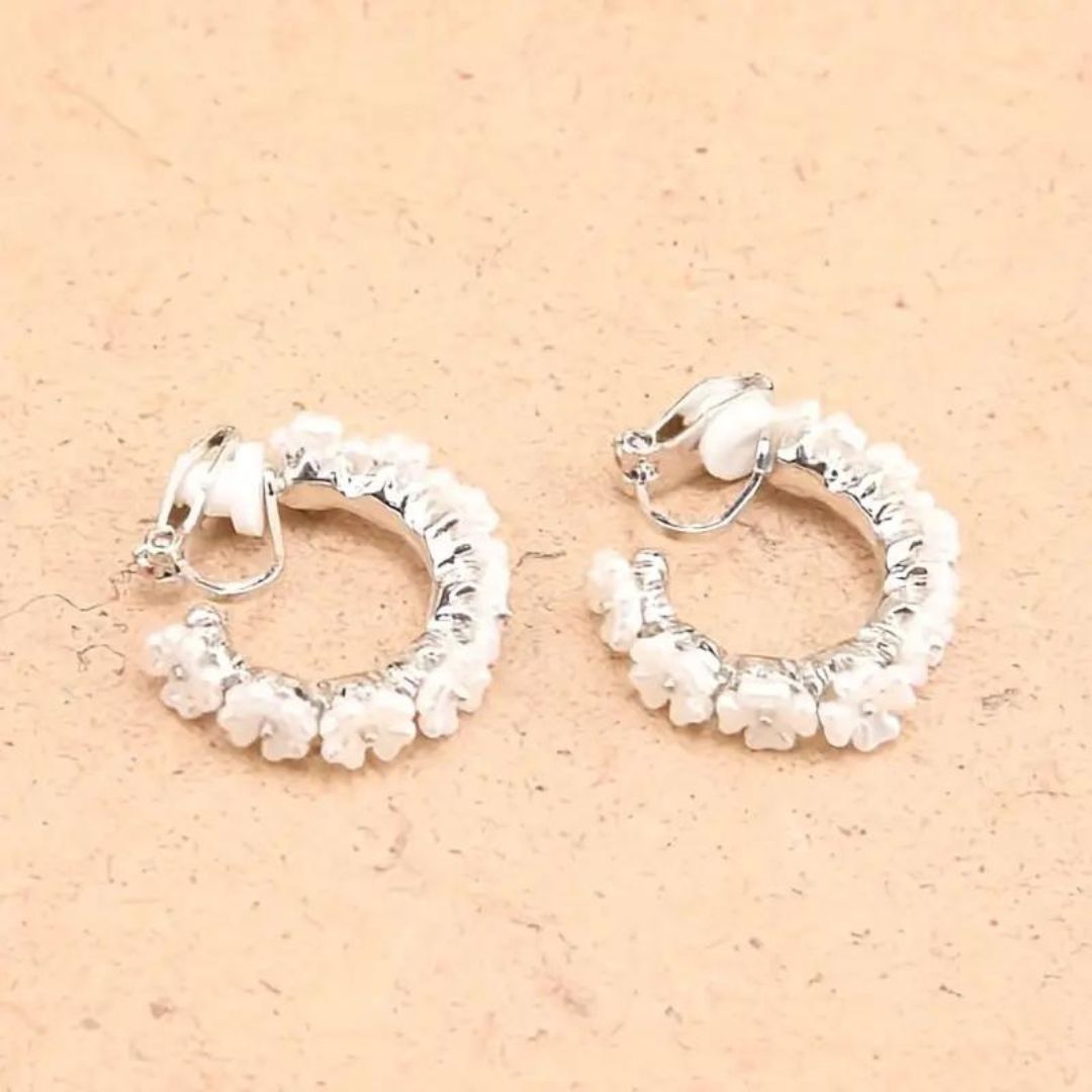 White floral hoop Korean Fashion earrings