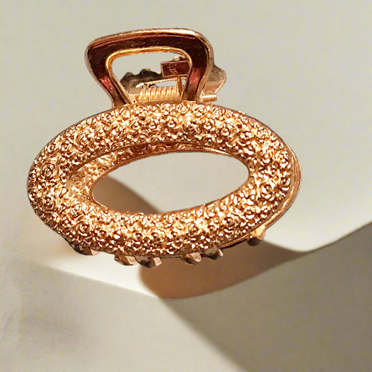 Golden Elegance Claw Clip