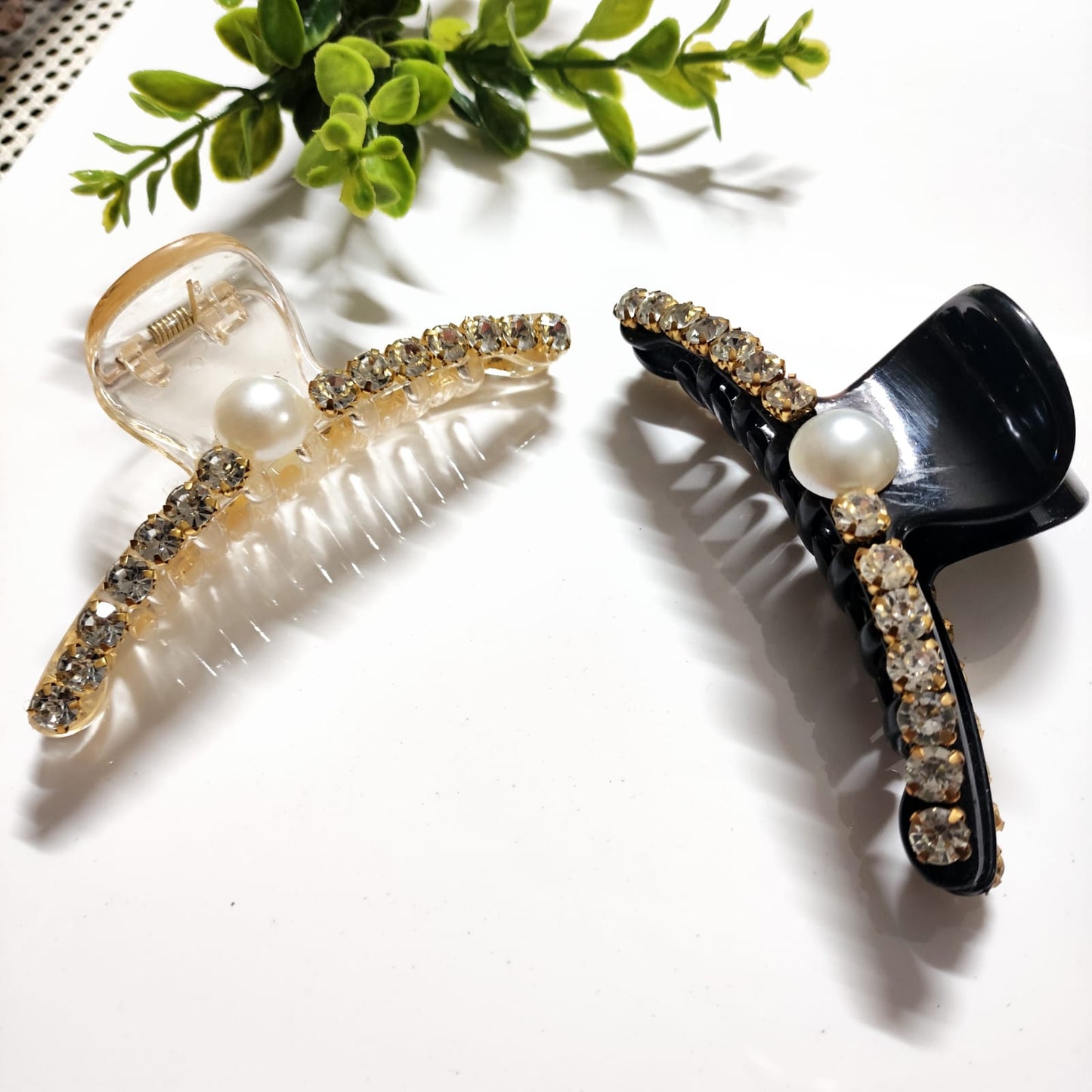 Glittering Gems Clutchers