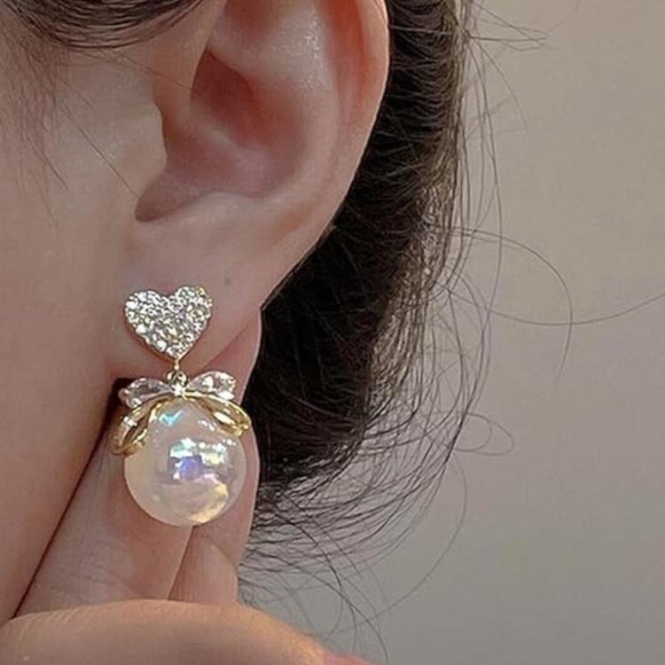 Heart and Pearl Drop Korean Fashion Earrings