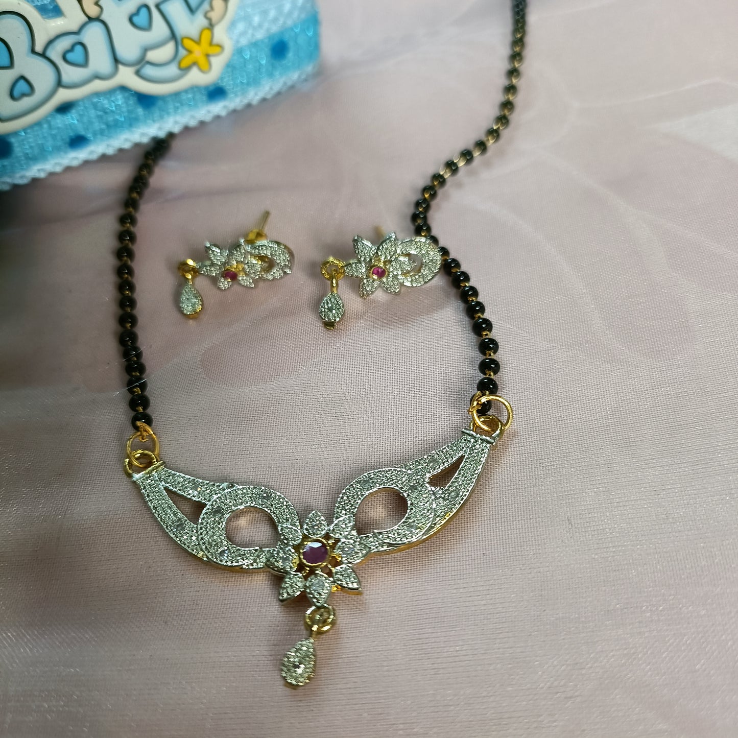 Ratna Pushpa Pink Haar American Diamond Mangalsutra