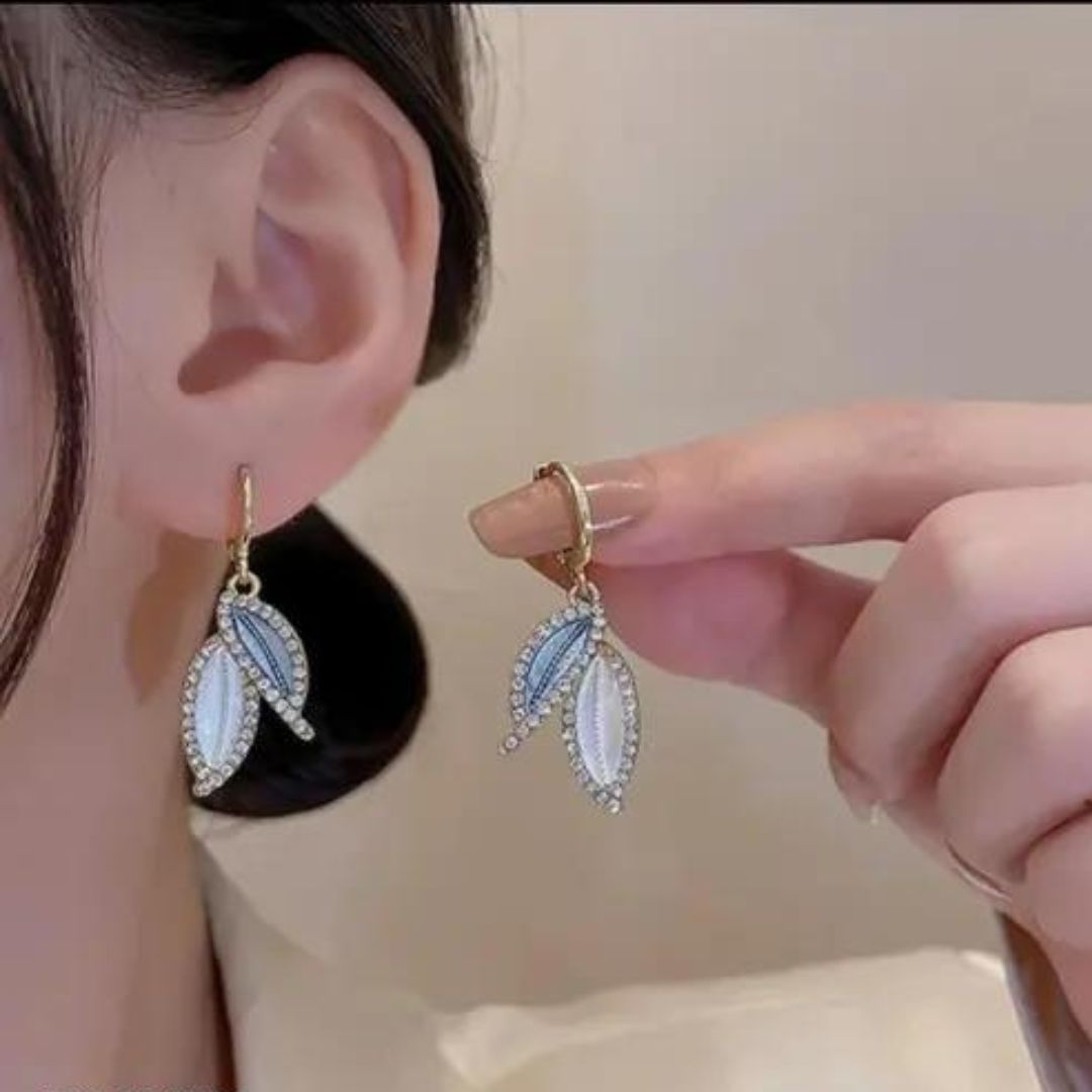 Sparkling Blue and White Hoop Korean Fashion Earrings