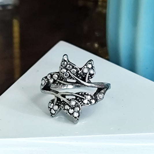 Vintage Shine Ring