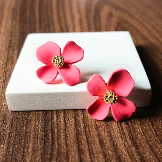 Daisy Pink Floral Stud Earring