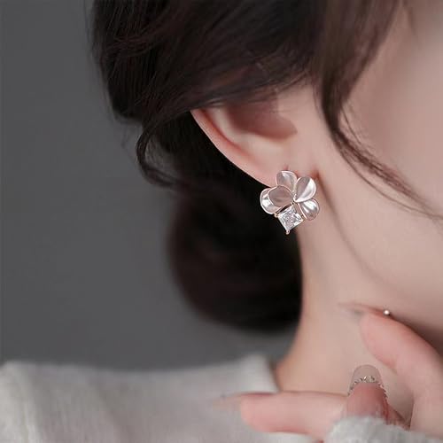 Crystal and Flower Stud