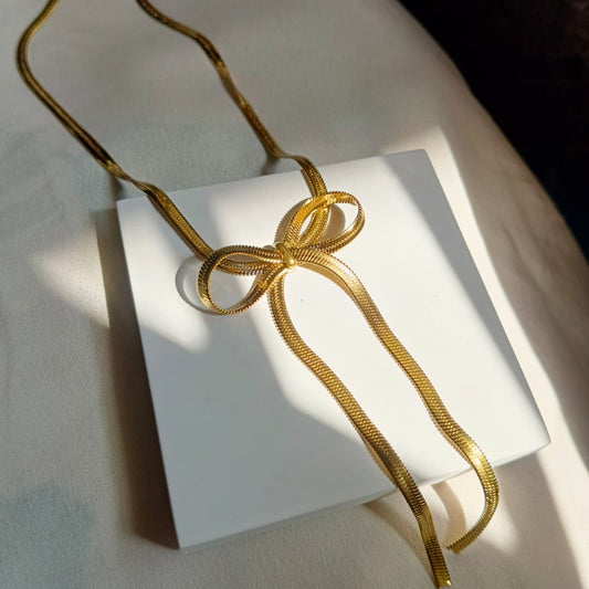 Bow Tie Bold Necklace